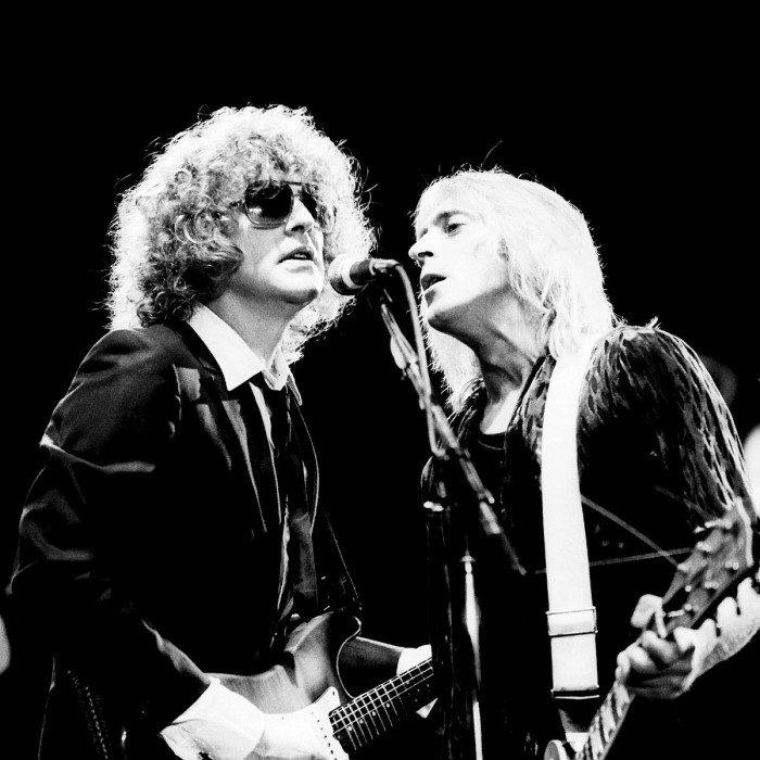 http://www.mig-music.de/wp-content/uploads/2015/06/Mig_Music_IAN_HUNTER_BAND_FEAT_MICK_RONSON_by_Manfred_Becker_1.jpg