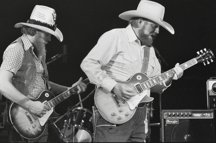 http://www.mig-music.de/wp-content/uploads/2015/07/CHARLIE_DANIELS_BAND_029.jpg