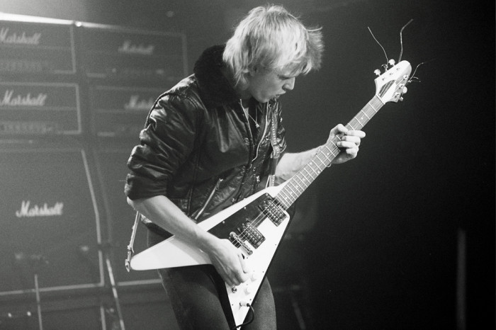 http://www.mig-music.de/wp-content/uploads/2015/08/MICHAEL_SCHENKER_GROUP_2.jpg
