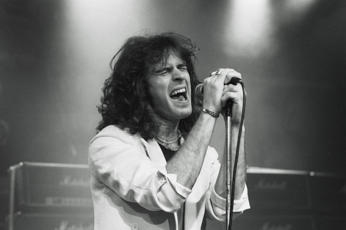http://www.mig-music.de/wp-content/uploads/2015/08/MICHAEL_SCHENKER_GROUP_4.jpg