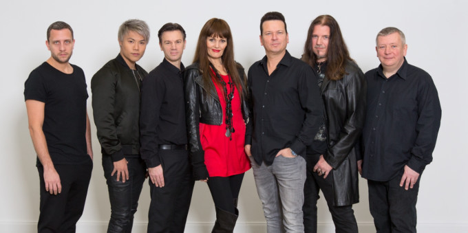 http://www.mig-music.de/wp-content/uploads/2017/10/Heavens-Sapphire-Band.jpg