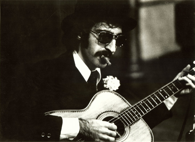 http://www.mig-music.de/wp-content/uploads/2018/03/Leonredbone1000px.jpg