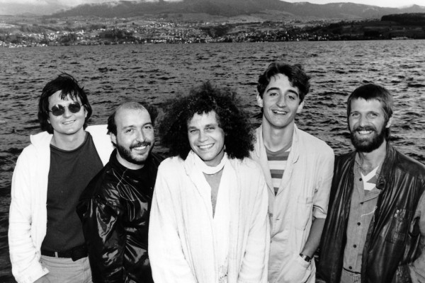 http://www.mig-music.de/wp-content/uploads/2021/08/Caverna_Band-Büdi-Siebert-sax-Walter-Keiser-dr-Andreas-Vollenweider-Christoph-Stiefel-keys-Pedro-Haldemann-perc.jpg